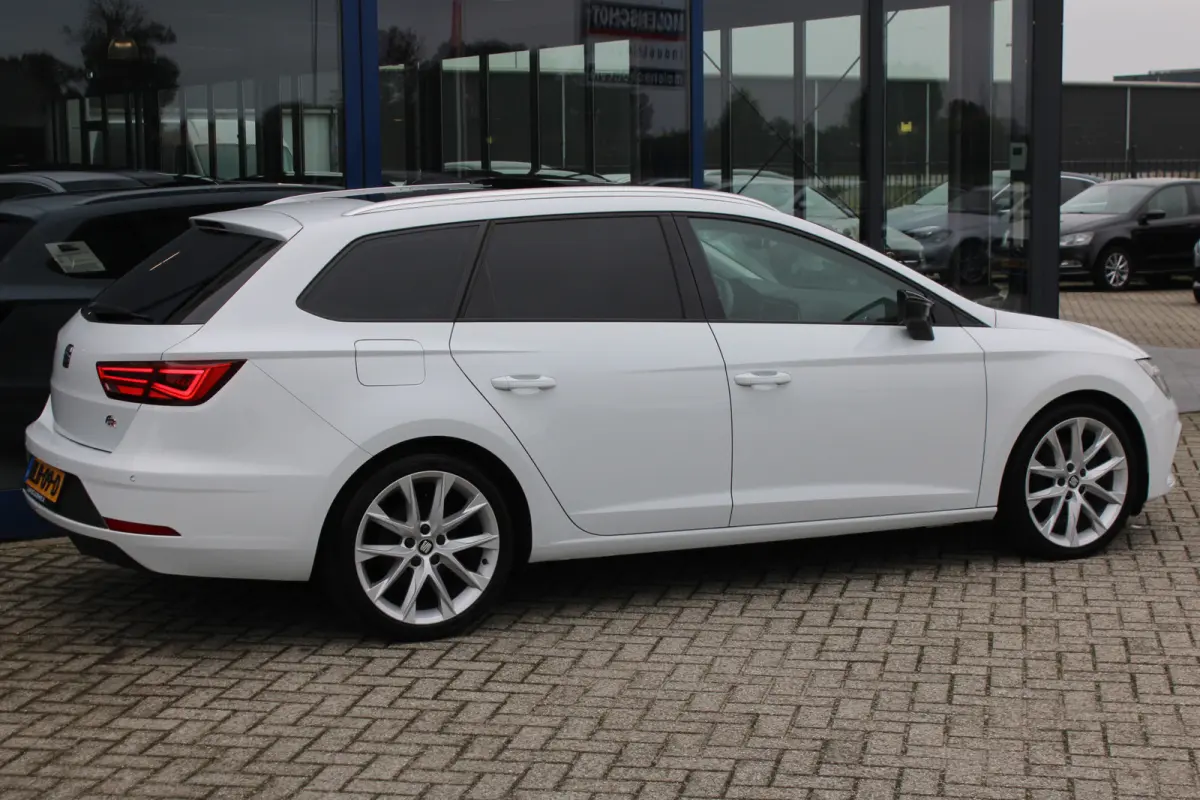 1.5 TSI FR Business Intense PANORAMADAK ACC