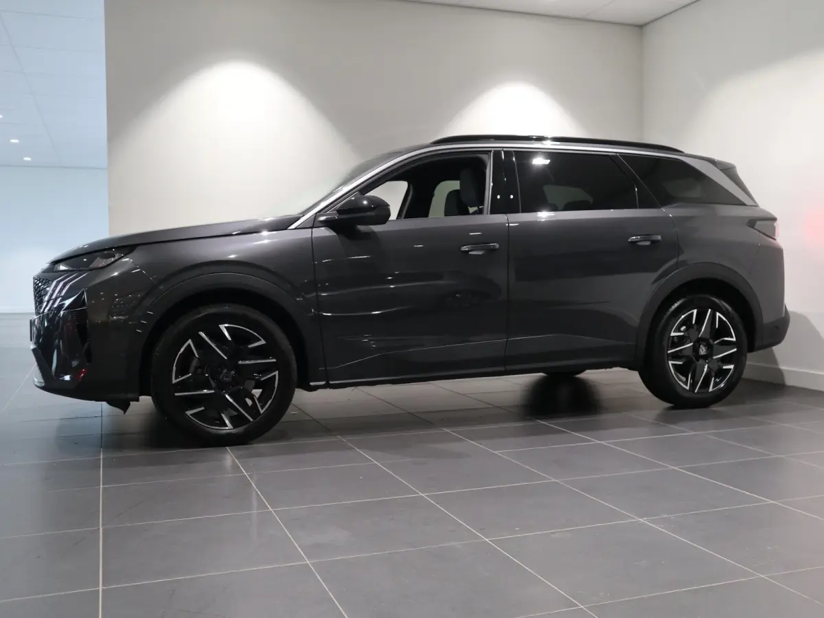 Hybrid 136 Allure 7p | AUTOMAAT | Navigatie | Camera | Trekhaak | Direct leverbaar!! |
