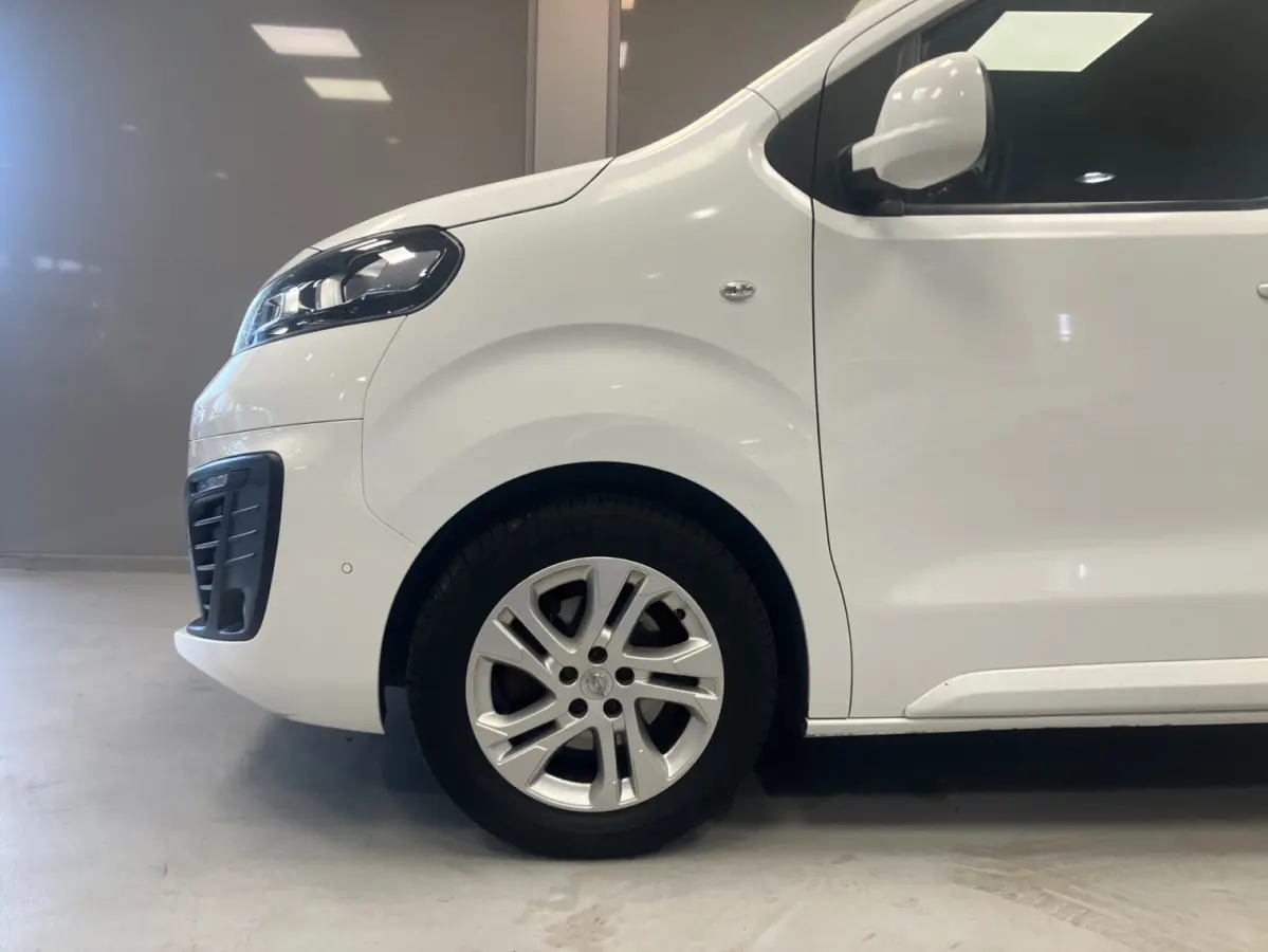 2.0 CDTI 177 PK !! | L3H1 Innovation AUTOMAAT | NAVI | CRUISE| CAR PLAY |