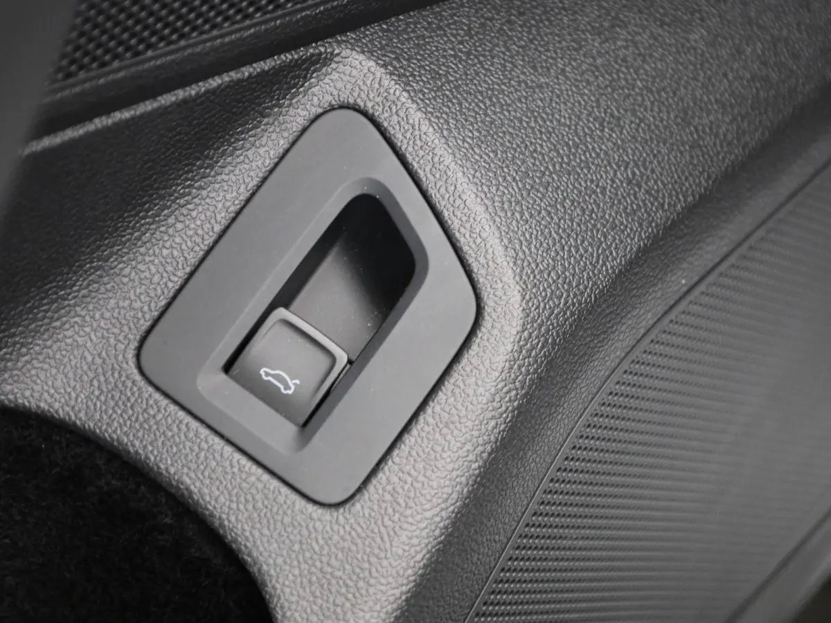 1.5 TSI OPF DSG7 Elegance Business | PANORAMADAK | 360 CAMERA | STOELVERWARMING | STOELVERWARMING ACHTER | STUURWIELVERWARMING | ELEKTRISCHE KOFFERKLEP | IQ LIGHTS | LEDEREN BEKLEDING | APPL