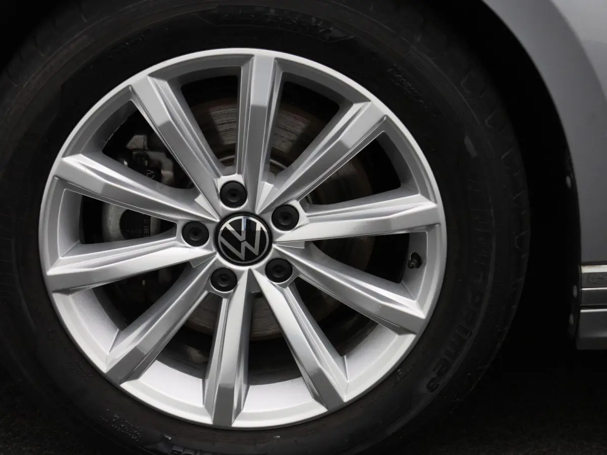 1.5 TSI OPF DSG7 Elegance Business | PANORAMADAK | 360 CAMERA | STOELVERWARMING | STOELVERWARMING ACHTER | STUURWIELVERWARMING | ELEKTRISCHE KOFFERKLEP | IQ LIGHTS | LEDEREN BEKLEDING | APPL
