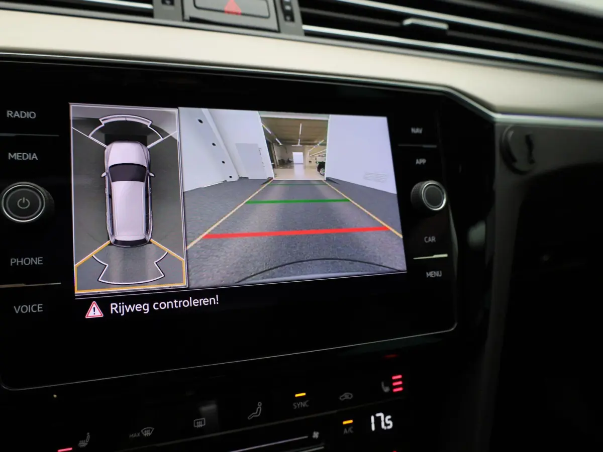1.5 TSI OPF DSG7 Elegance Business | PANORAMADAK | 360 CAMERA | STOELVERWARMING | STOELVERWARMING ACHTER | STUURWIELVERWARMING | ELEKTRISCHE KOFFERKLEP | IQ LIGHTS | LEDEREN BEKLEDING | APPL