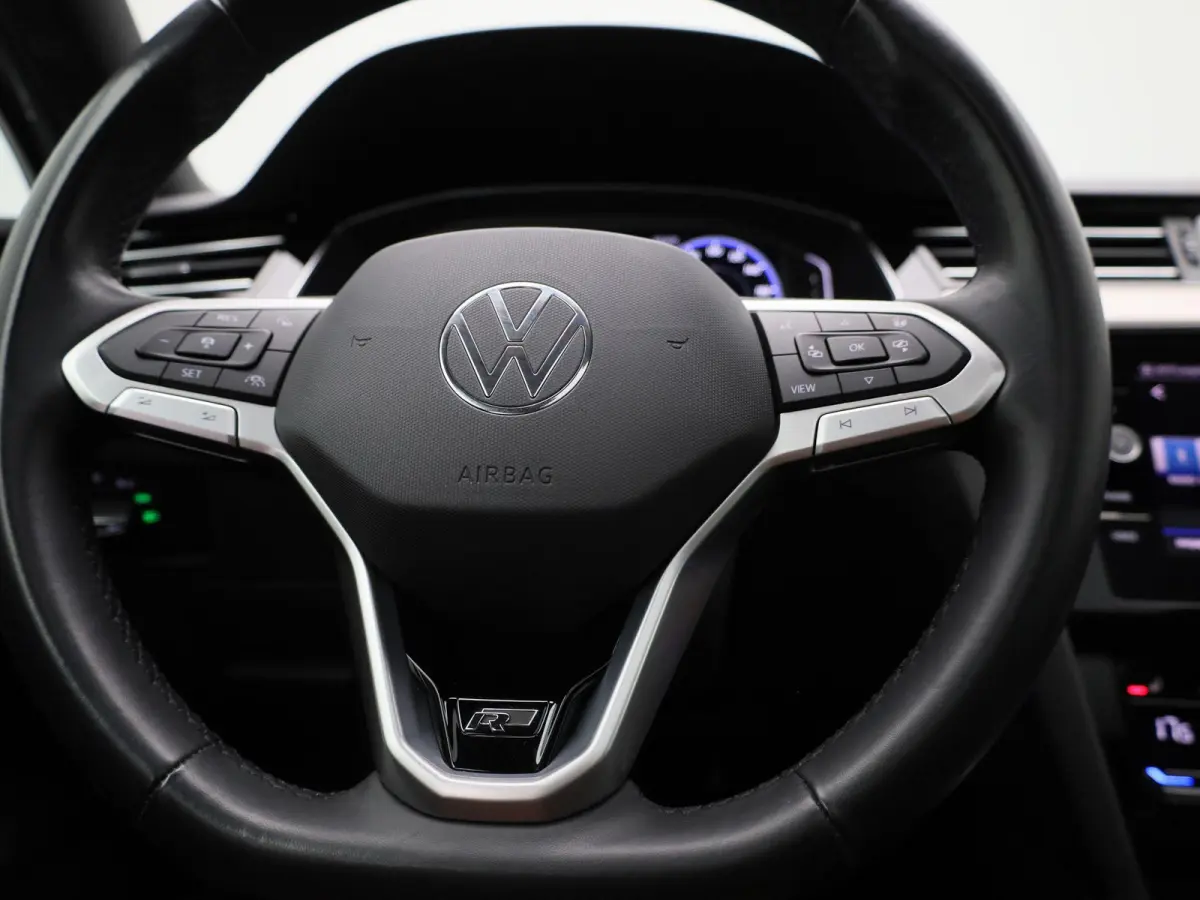 1.5 TSI OPF DSG7 Elegance Business | PANORAMADAK | 360 CAMERA | STOELVERWARMING | STOELVERWARMING ACHTER | STUURWIELVERWARMING | ELEKTRISCHE KOFFERKLEP | IQ LIGHTS | LEDEREN BEKLEDING | APPL