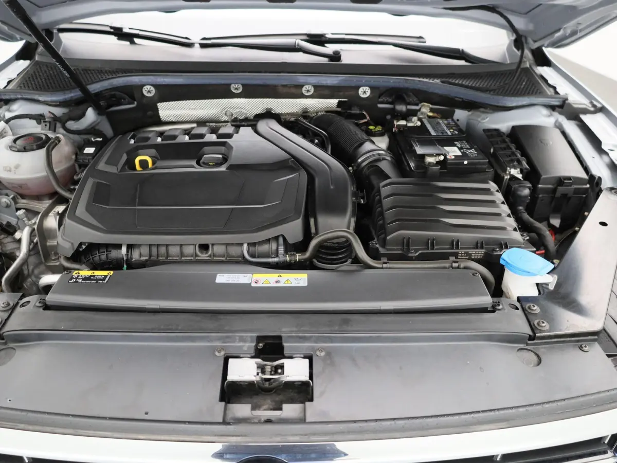 1.5 TSI OPF DSG7 Elegance Business | PANORAMADAK | 360 CAMERA | STOELVERWARMING | STOELVERWARMING ACHTER | STUURWIELVERWARMING | ELEKTRISCHE KOFFERKLEP | IQ LIGHTS | LEDEREN BEKLEDING | APPL