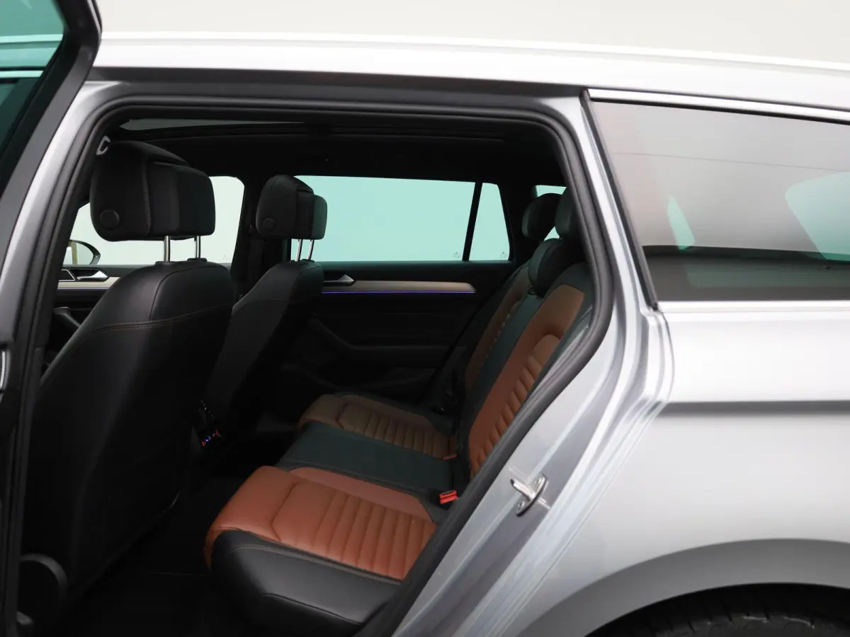 1.5 TSI OPF DSG7 Elegance Business | PANORAMADAK | 360 CAMERA | STOELVERWARMING | STOELVERWARMING ACHTER | STUURWIELVERWARMING | ELEKTRISCHE KOFFERKLEP | IQ LIGHTS | LEDEREN BEKLEDING | APPL