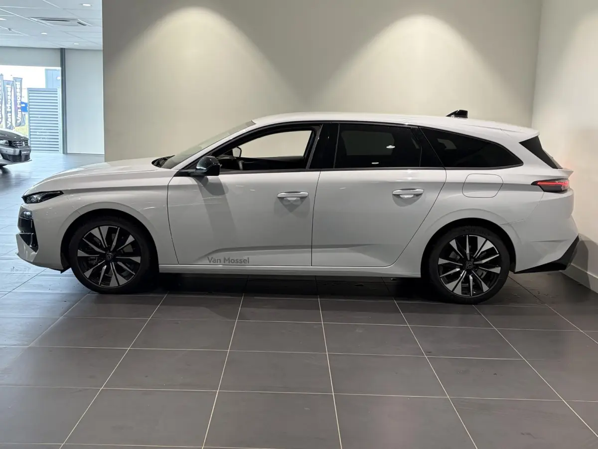 1.6 Plug-in Hybrid 195 Allure NAVIGATIE - 360 GRADEN CAMERA -  CRUISECONTROL