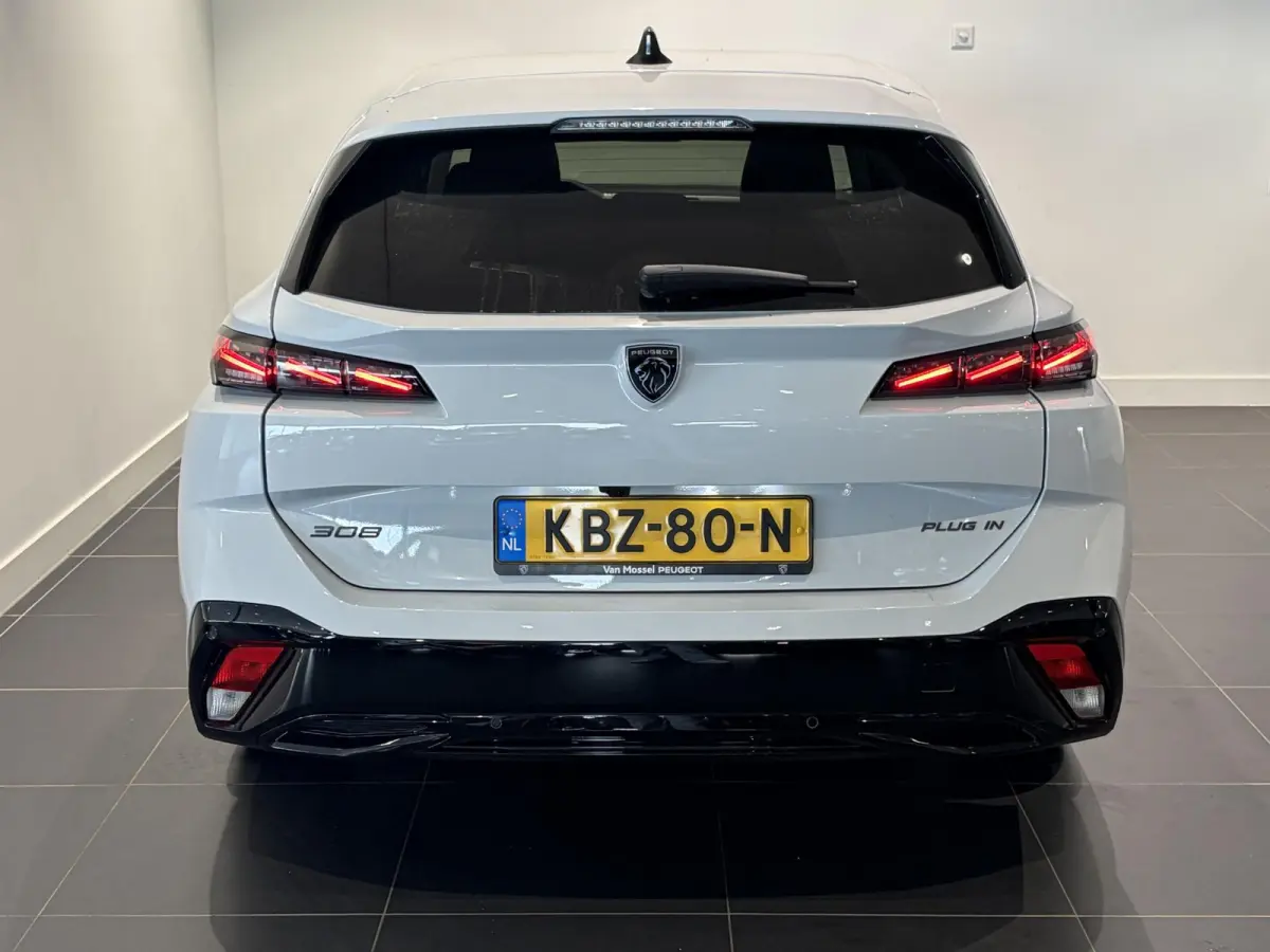 1.6 Plug-in Hybrid 195 Allure NAVIGATIE - 360 GRADEN CAMERA -  CRUISECONTROL