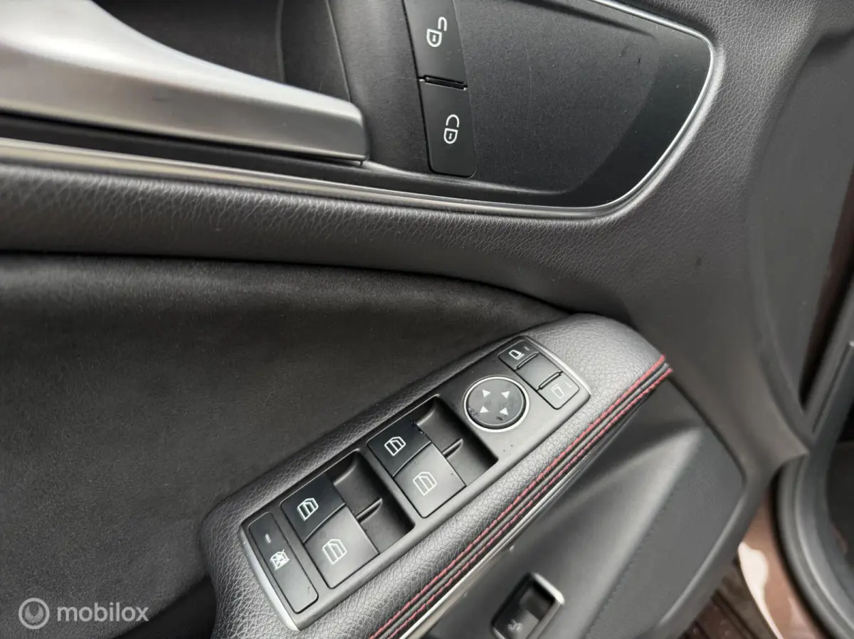180 AMG Panorama Cruise Bluetooth NL Auto 2016