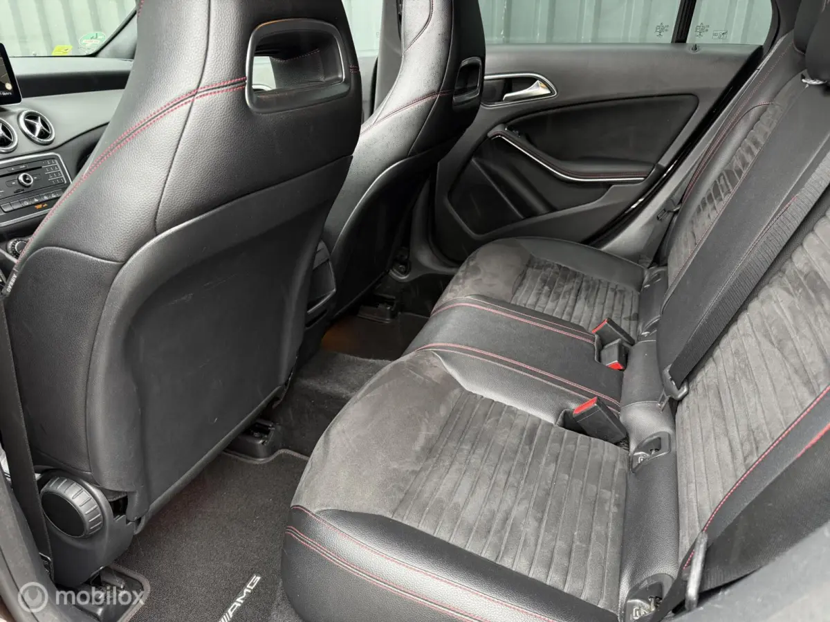 180 AMG Panorama Cruise Bluetooth NL Auto 2016