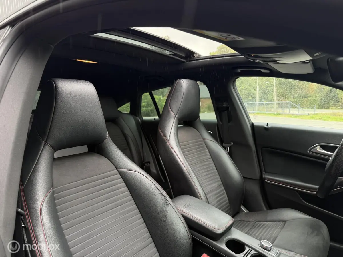 180 AMG Panorama Cruise Bluetooth NL Auto 2016