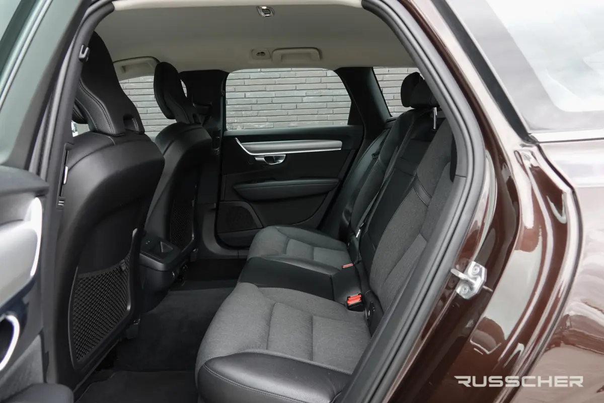 2.0 T4 190Pk Aut. | Business Sp. | LED | Trekhaak | 18'' | Maple Brown