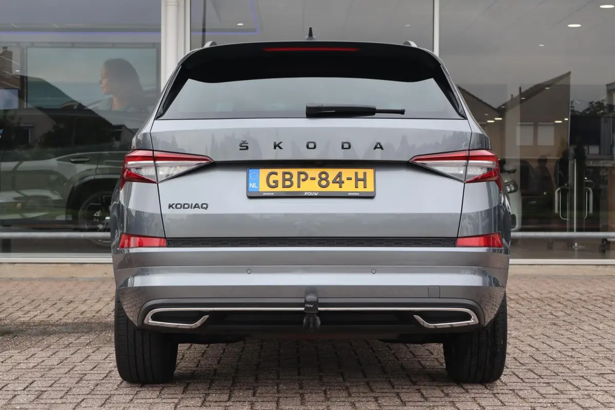 1.5 TSI 150pk DSG Sportline Business 7p. | Trekhaak | Camera | Navigatie | Elektr. Achterklep