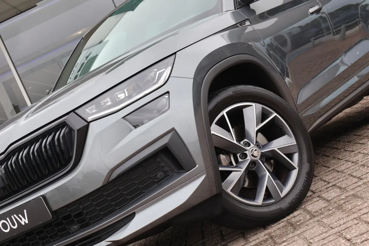 1.5 TSI 150pk DSG Sportline Business 7p. | Trekhaak | Camera | Navigatie | Elektr. Achterklep