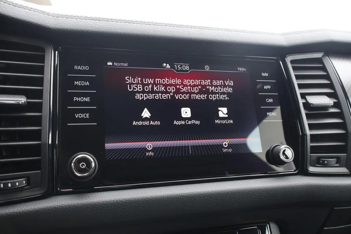 1.5 TSI 150pk DSG Sportline Business 7p. | Trekhaak | Camera | Navigatie | Elektr. Achterklep