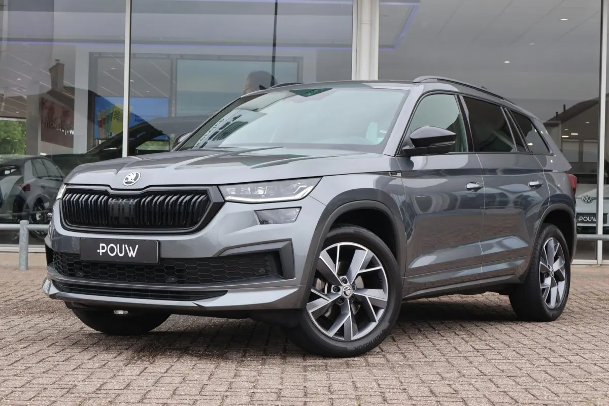 1.5 TSI 150pk DSG Sportline Business 7p. | Trekhaak | Camera | Navigatie | Elektr. Achterklep