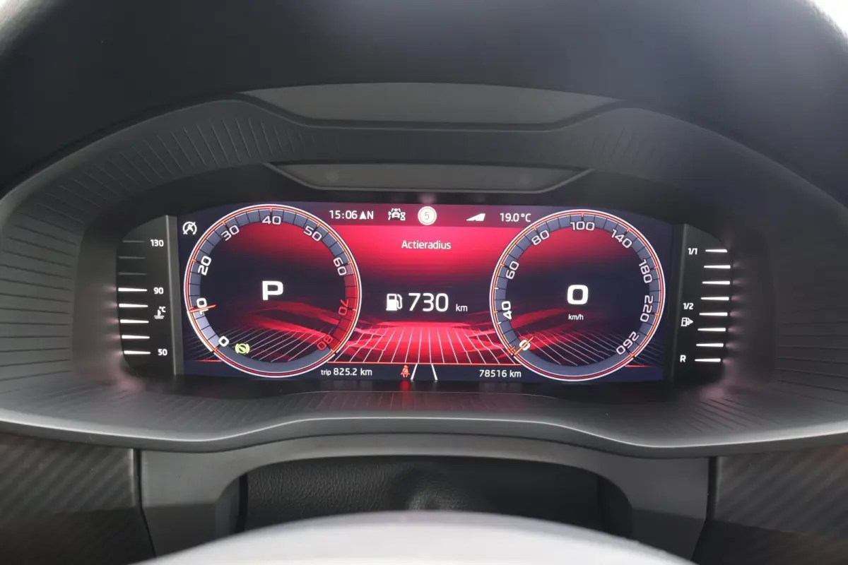 1.5 TSI 150pk DSG Sportline Business 7p. | Trekhaak | Camera | Navigatie | Elektr. Achterklep
