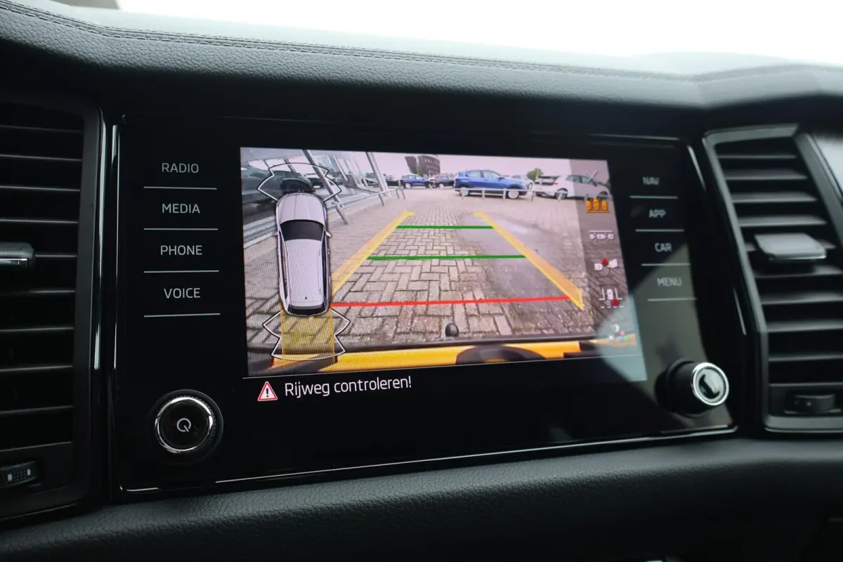 1.5 TSI 150pk DSG Sportline Business 7p. | Trekhaak | Camera | Navigatie | Elektr. Achterklep