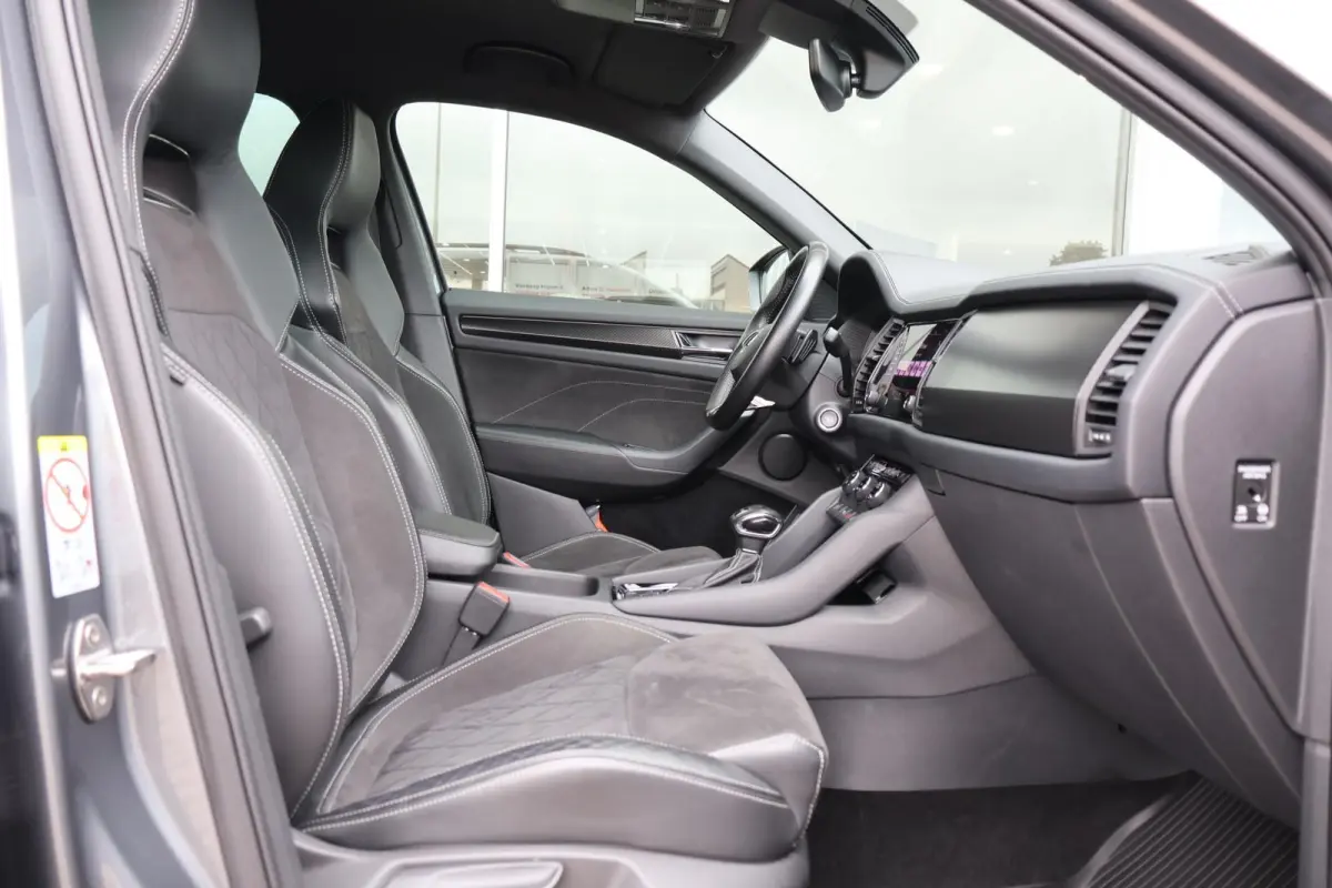 1.5 TSI 150pk DSG Sportline Business 7p. | Trekhaak | Camera | Navigatie | Elektr. Achterklep