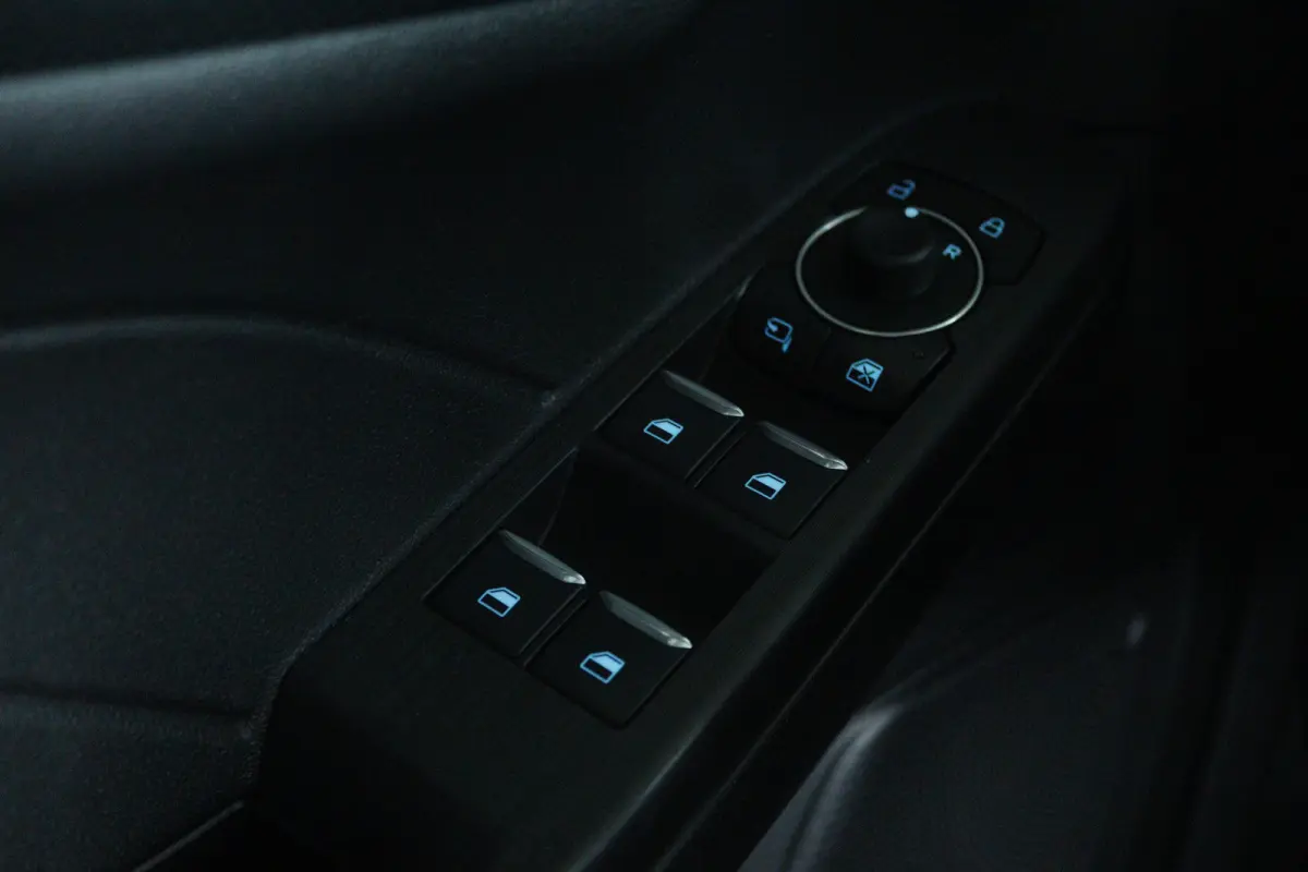 2.5 PHEV ST-Line | Achterspoiler | Achteruitrijcamera | Apple Carplay/Android Auto|telefoonintegratie premium
