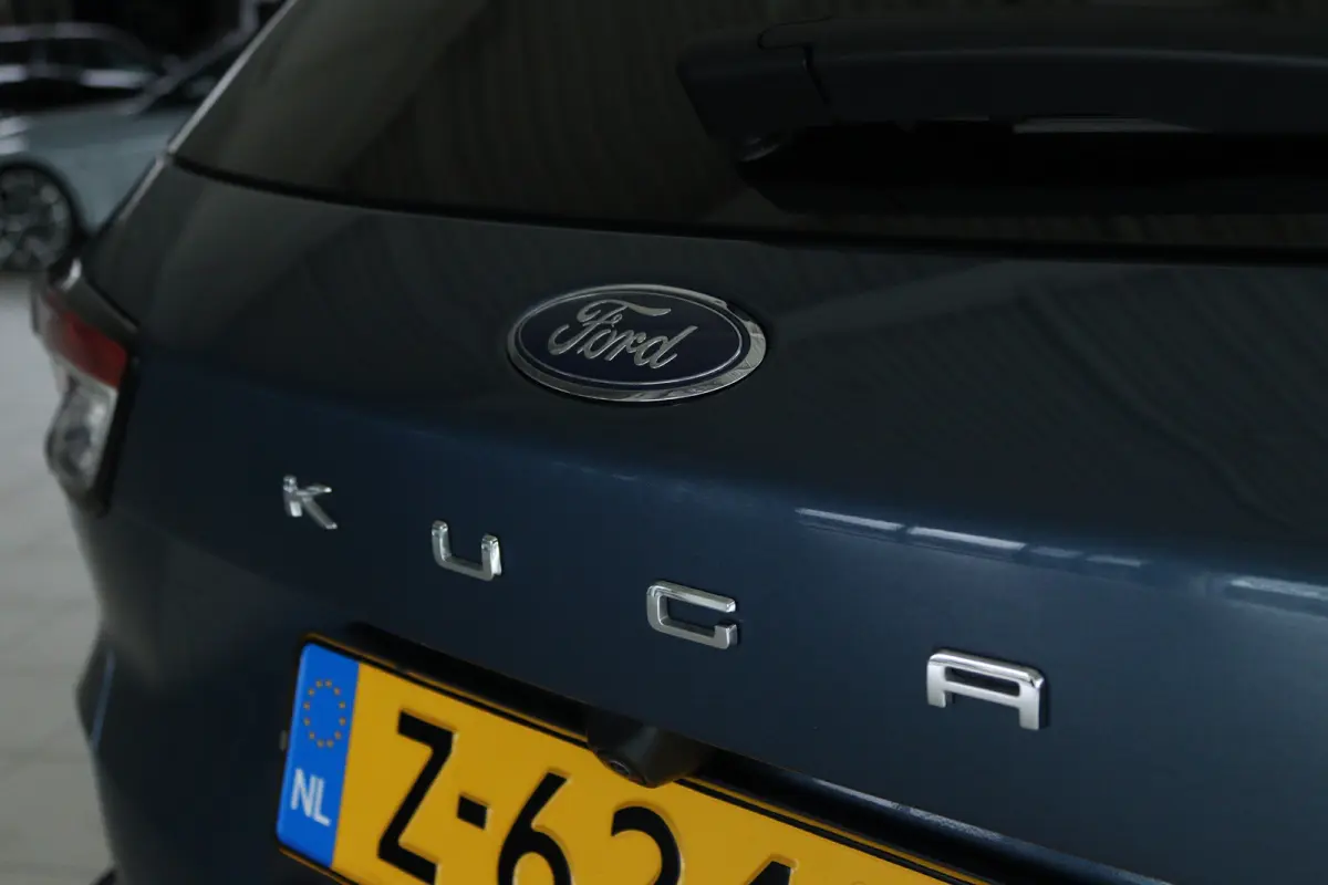 2.5 PHEV ST-Line | Achterspoiler | Achteruitrijcamera | Apple Carplay/Android Auto|telefoonintegratie premium