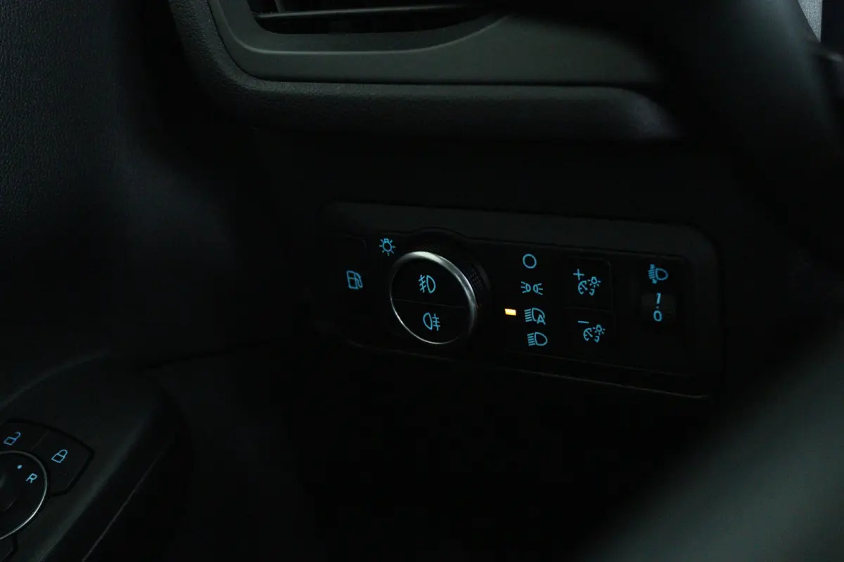 2.5 PHEV ST-Line | Achterspoiler | Achteruitrijcamera | Apple Carplay/Android Auto|telefoonintegratie premium