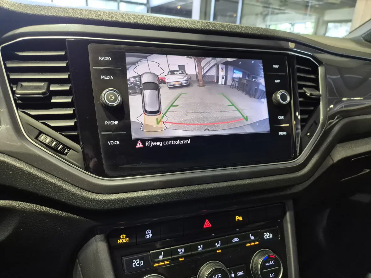 1.5 TSI Sport Business R Panorama | Camera | LED | Trekhaak | Zeer nette auto