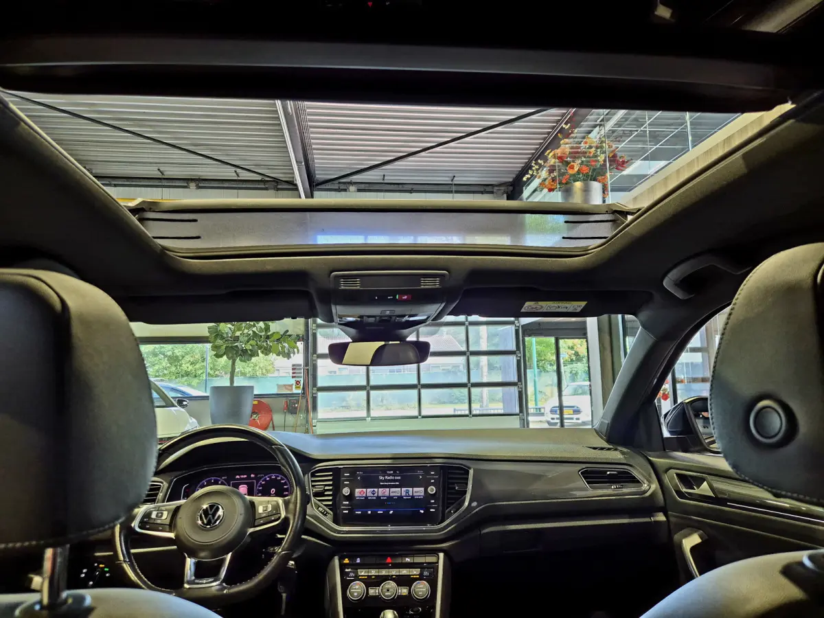 1.5 TSI Sport Business R Panorama | Camera | LED | Trekhaak | Zeer nette auto