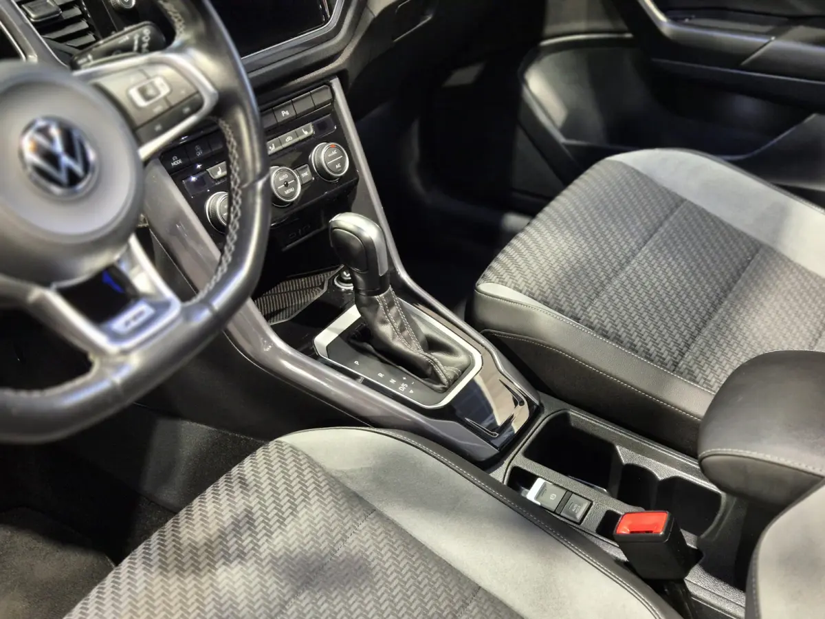 1.5 TSI Sport Business R Panorama | Camera | LED | Trekhaak | Zeer nette auto