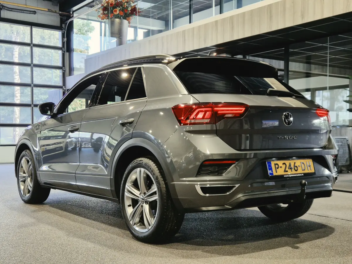 1.5 TSI Sport Business R Panorama | Camera | LED | Trekhaak | Zeer nette auto