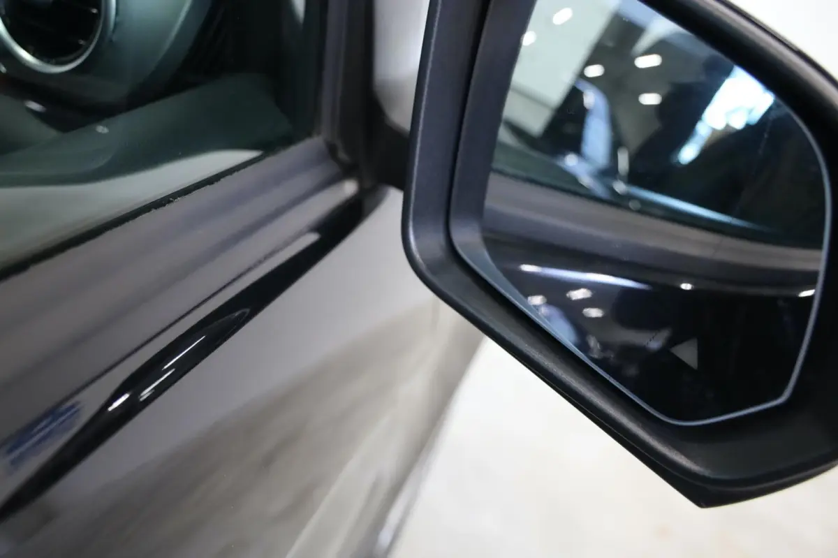 V250d AUT 12/2018 LANG GRIJS KENTEKEN 5 ZITS LEDER FULL LED LANE ASSIST INRUIL MOG LEASE V/A €144,- p.m.