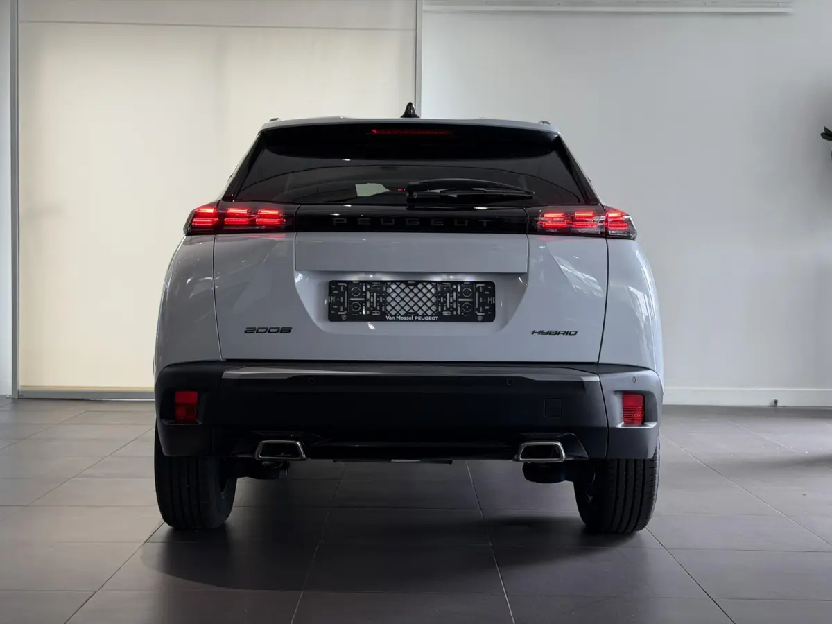 1.2 Hybrid 145 Allure
