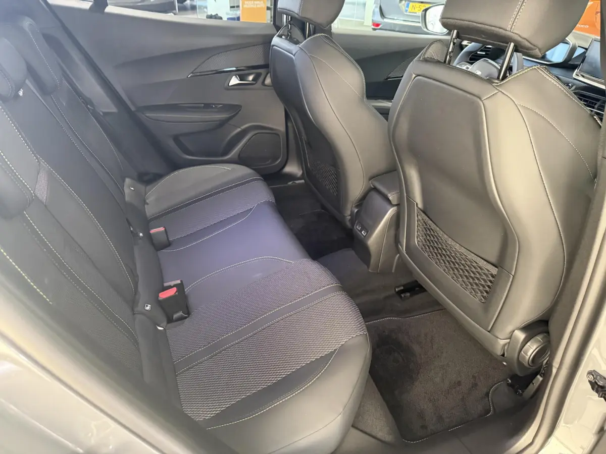 1.2 Hybrid 145 GT | 360 Camera | Apple Carplay & Android Auto