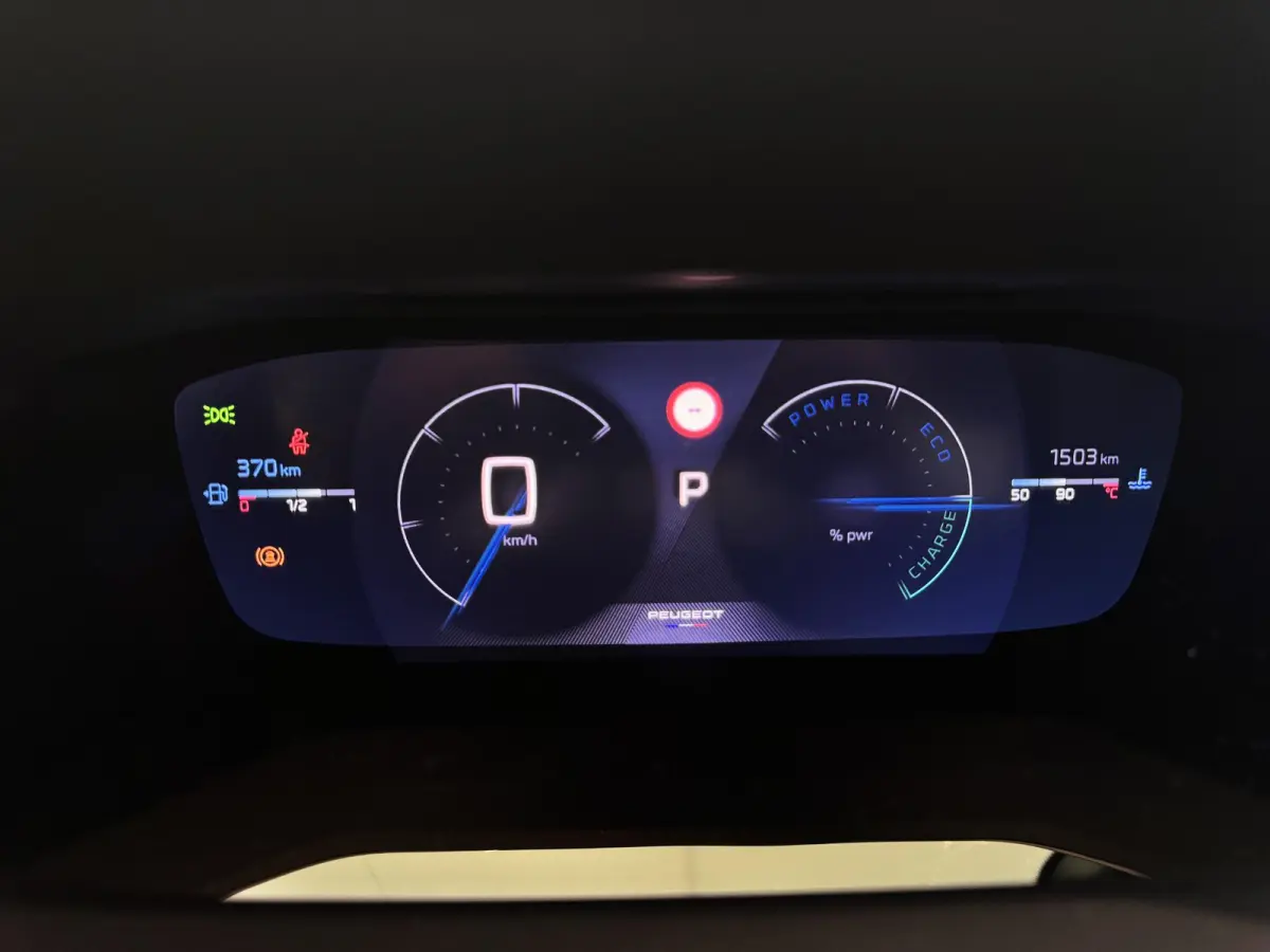 1.2 Hybrid 145 GT | 360 Camera | Apple Carplay & Android Auto