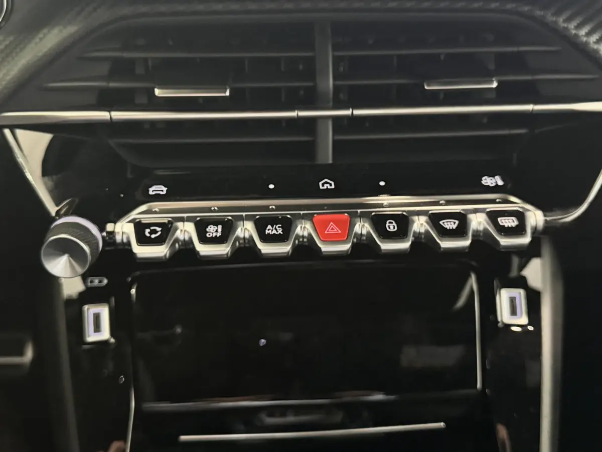 1.2 Hybrid 145 GT | 360 Camera | Apple Carplay & Android Auto