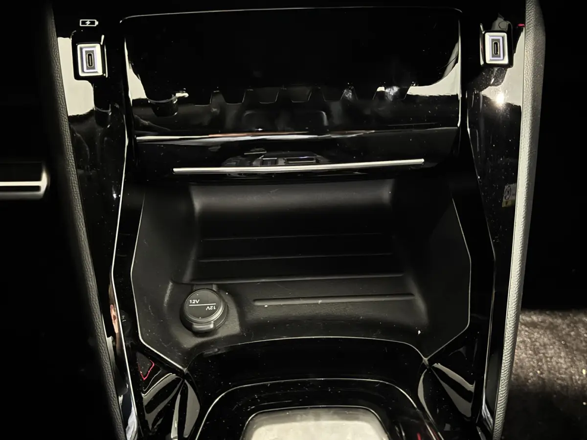 1.2 Hybrid 145 GT | 360 Camera | Apple Carplay & Android Auto