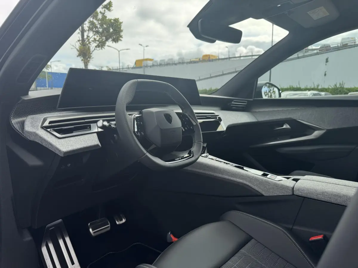 1.2 Hybrid 145 GT 7p