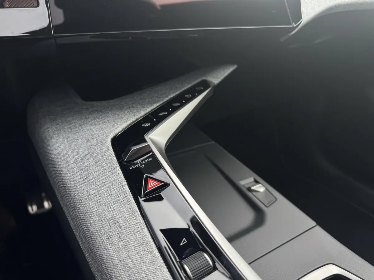 1.2 Hybrid 145 GT 7p