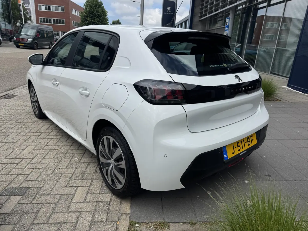 1.2 PureTech Blue Lease Active