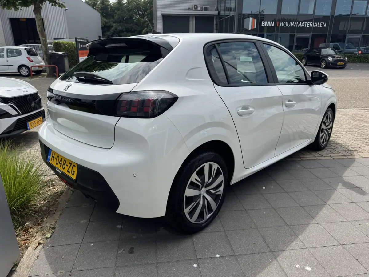 1.2 PureTech Blue Lease Active