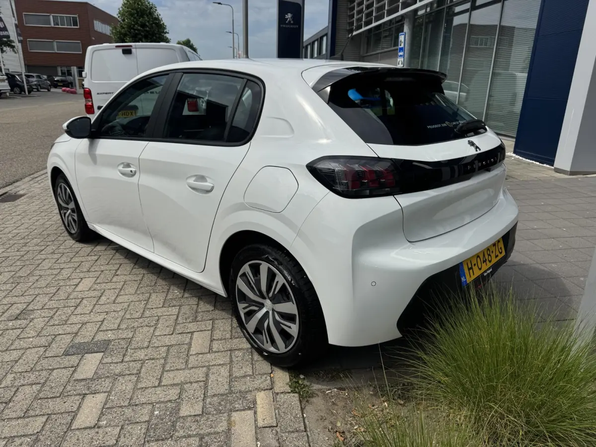 1.2 PureTech Blue Lease Active