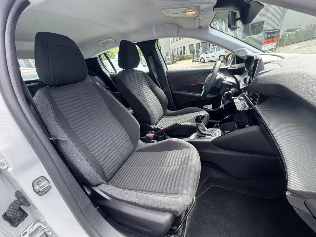 1.2 PureTech Active Pack