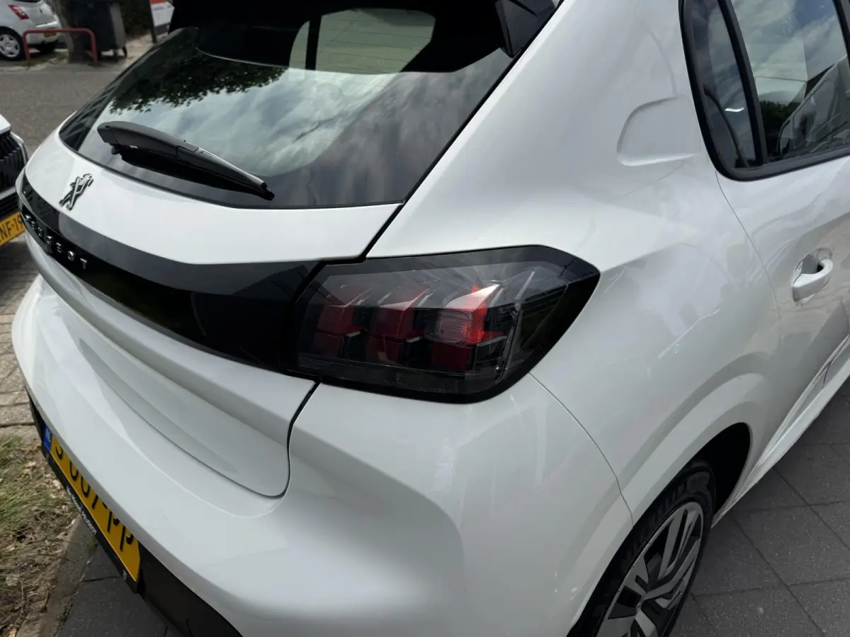 1.2 PureTech Active Pack