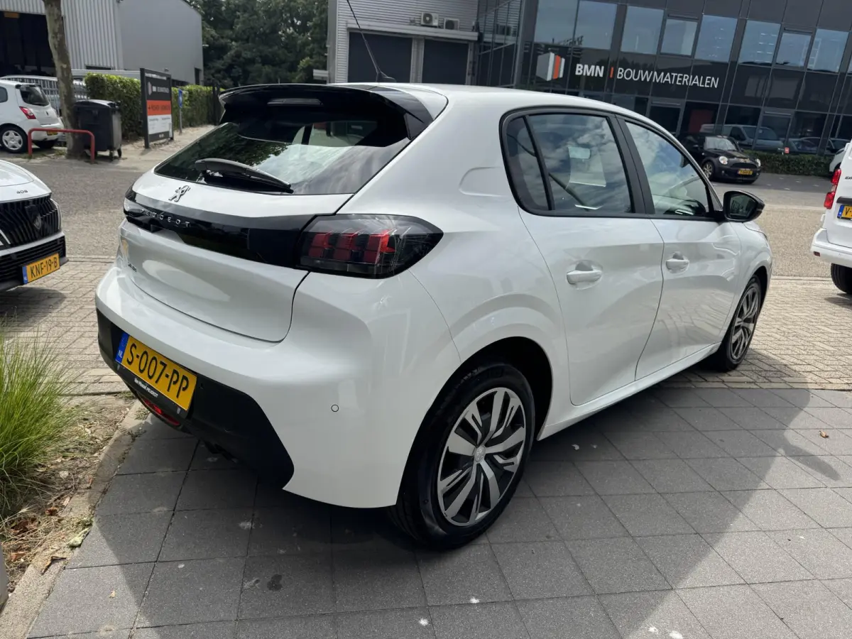 1.2 PureTech Active Pack