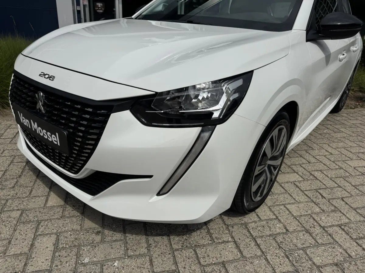 1.2 PureTech Active Pack
