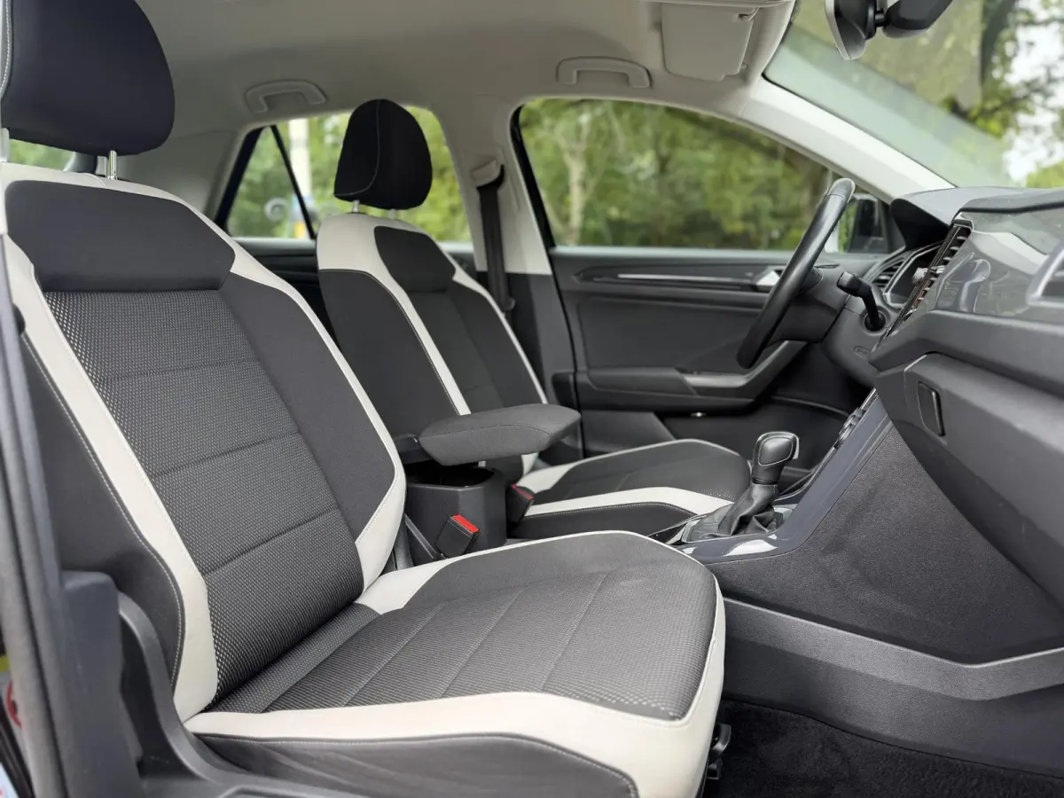 1.5 TSI Sport | Camera | Keyless | Viritual Dash | Adaptive | DSG |