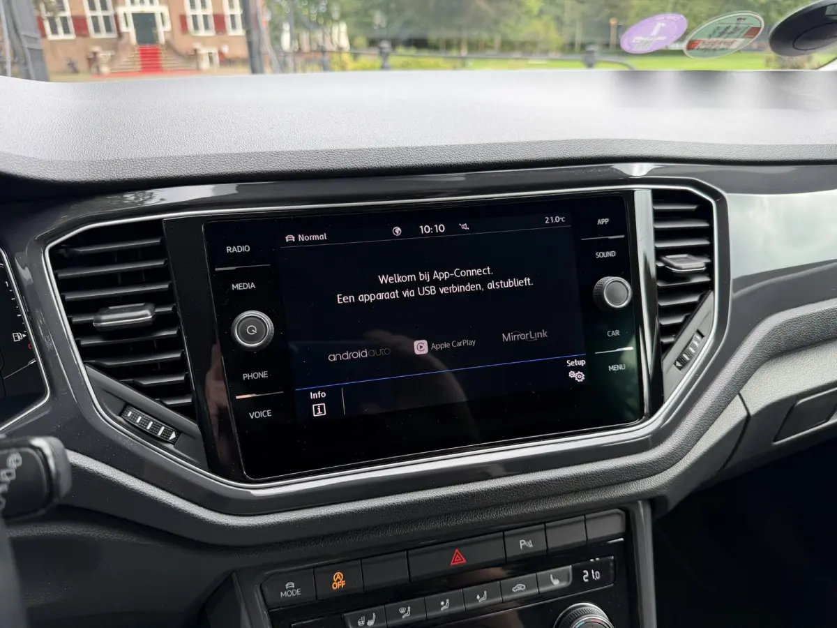 1.5 TSI Sport | Camera | Keyless | Viritual Dash | Adaptive | DSG |