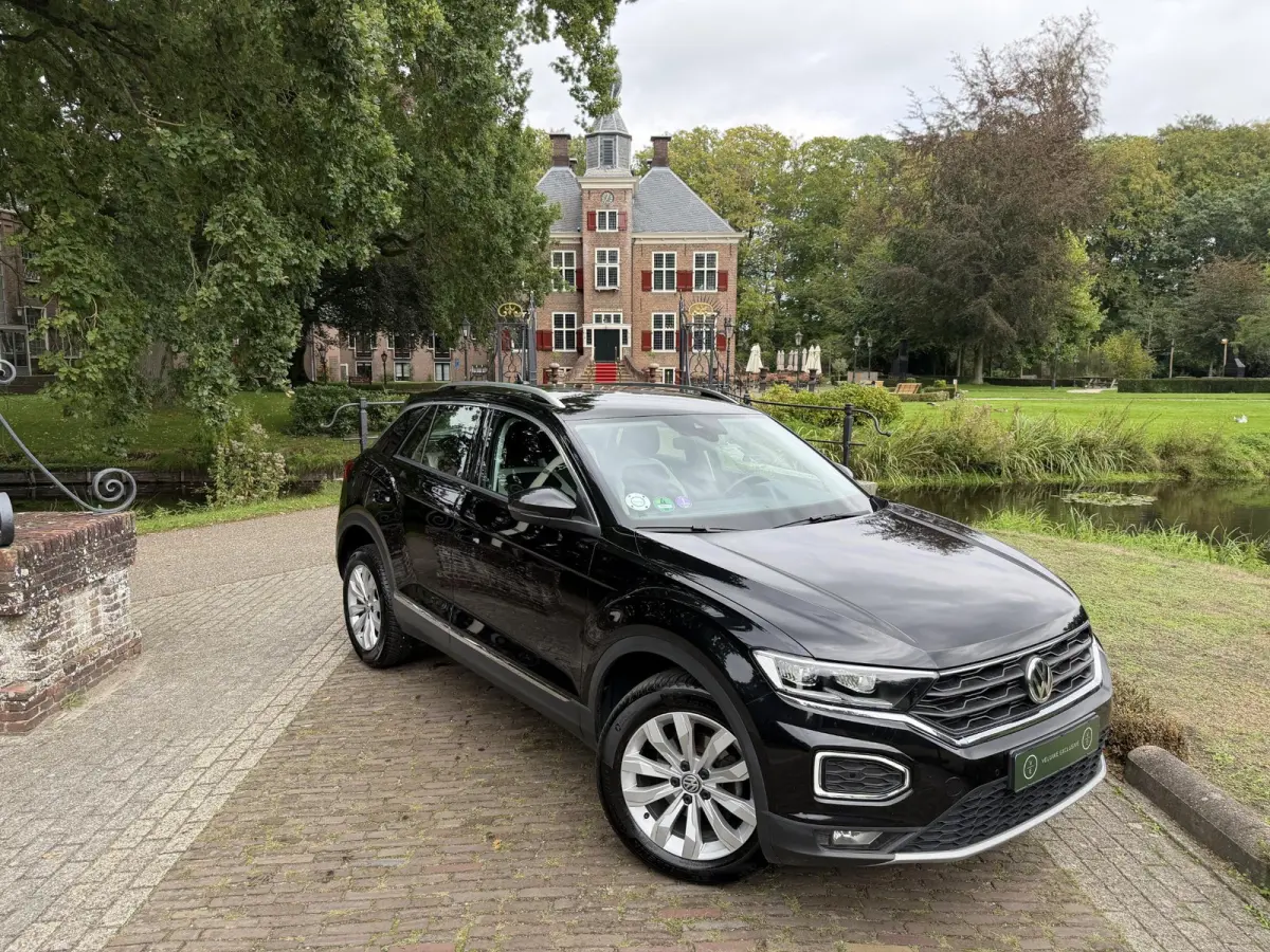 1.5 TSI Sport | Camera | Keyless | Viritual Dash | Adaptive | DSG |