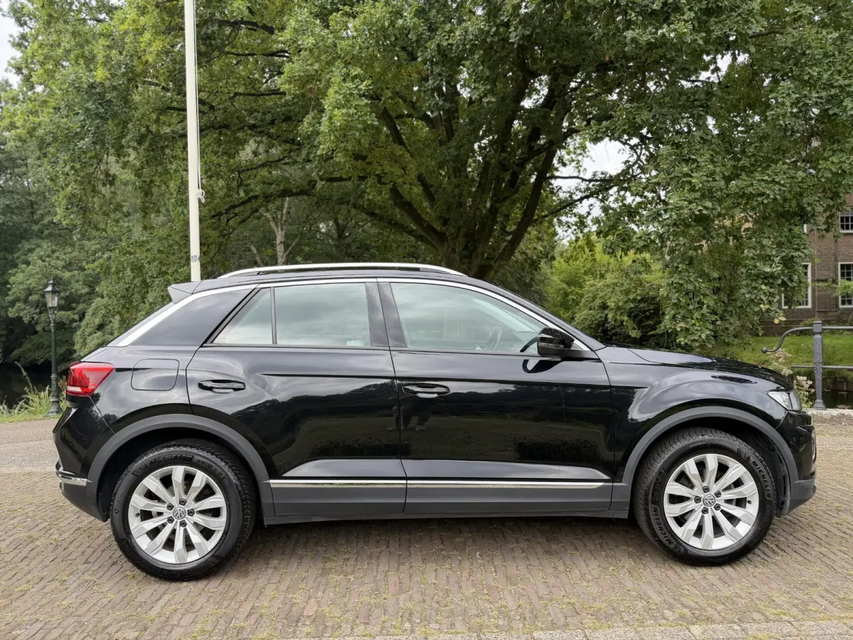 1.5 TSI Sport | Camera | Keyless | Viritual Dash | Adaptive | DSG |