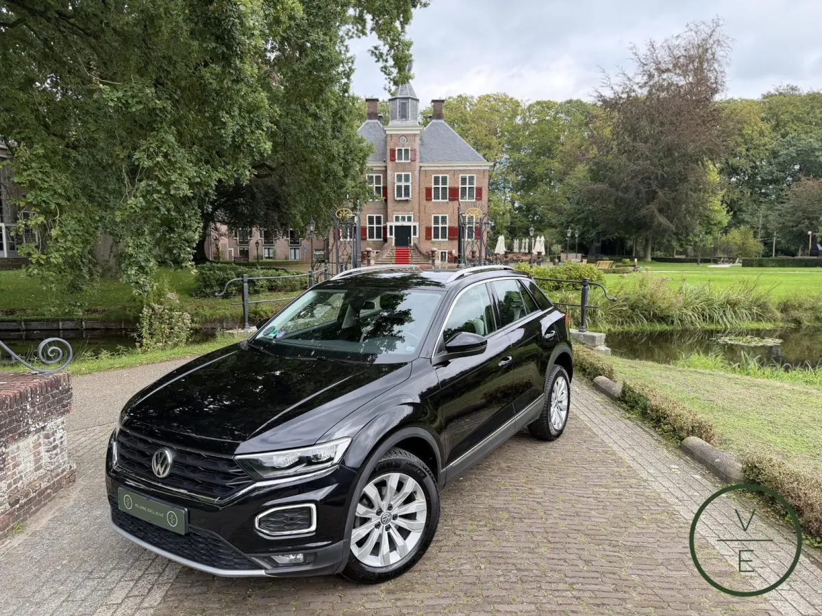 1.5 TSI Sport | Camera | Keyless | Viritual Dash | Adaptive | DSG |
