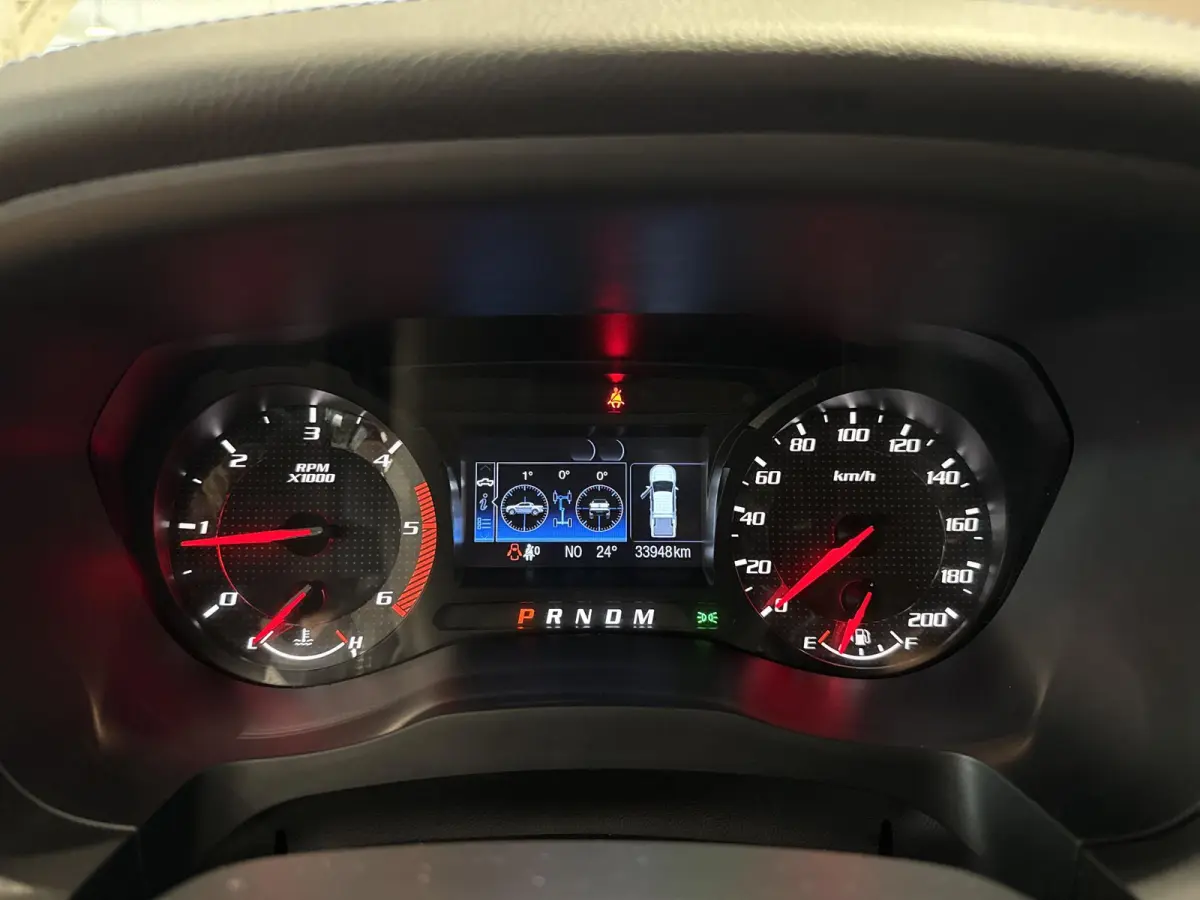 RAPTOR 2.0 214PK AUTOMAAT | 2500KG TREKGEWICHT | TREKHAAK | "DYNO GREY" LICHTMETALEN VELGEN | 8-WEG ELEKTRISCH VERSTELBARE VOORSTOELEN | ALL TERRAIN BANDEN | FORD PERFORMANCE OPHANGING | ZWA